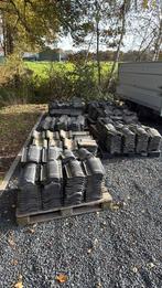 Dakpan zwart +/- 500 stuks inclusief vorsten, Ophalen, Steen of Klei, Zwart, Zo goed als nieuw