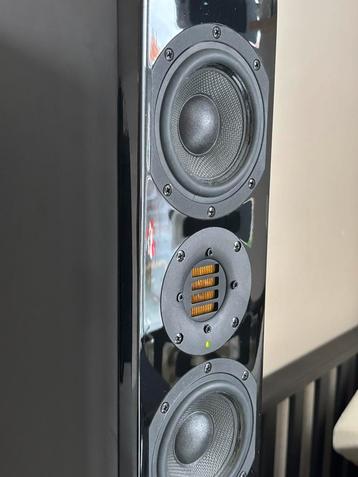 High end ADAM AUDIO studio monitor zuilen beschikbaar voor biedingen