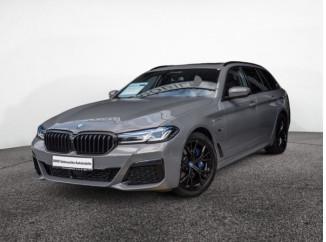 BMW 5-serie Touring 530e M-Sport|LASER|PANO|ACC|M5 STOEL|H&K beschikbaar voor biedingen