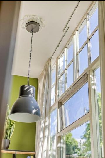 2 mooie donkergrijze hanglampen (1 voor €15 en 2 voor €25) beschikbaar voor biedingen