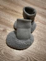 Grijze slofjes baby - nieuw!, Kinderen en Baby's, Babykleding | Schoentjes en Sokjes, Ophalen of Verzenden, Nieuw, Jongetje of Meisje