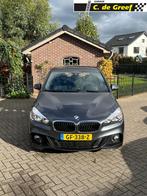 BMW 2-serie Active Tourer 218i M Sport, Auto's, 65 €/maand, Gebruikt, Origineel Nederlands, Bedrijf