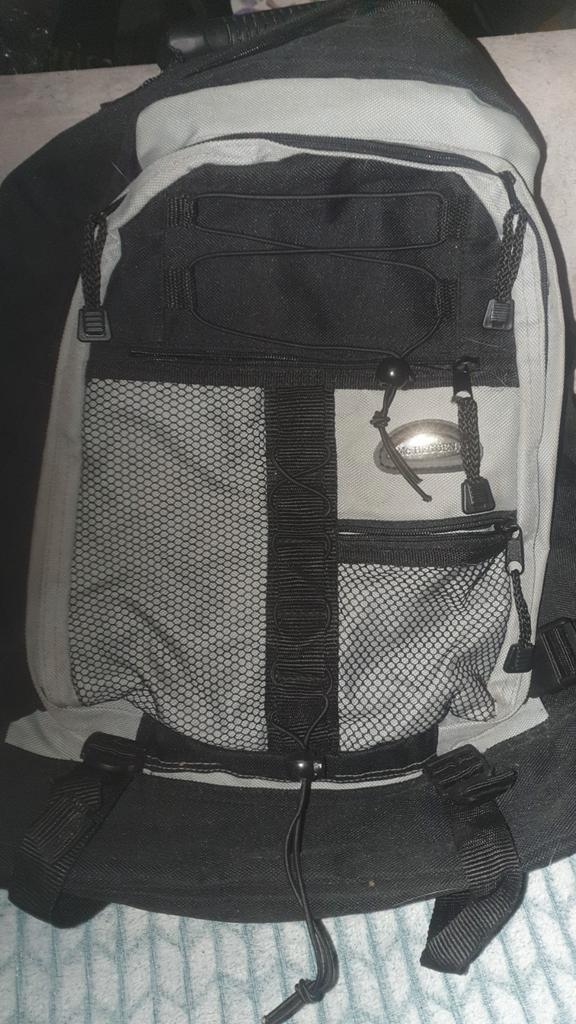 MC Heggen Rugzak - Praktisch en Stijlvol!, Sieraden, Tassen en Uiterlijk, Tassen | Rugtassen, Gebruikt, Overige merken, 25 tot 40 cm