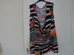 Maat 50. Gestreepte top met bloemen., Kleding | Dames, Grote Maten, Ophalen of Verzenden, Zo goed als nieuw, Overige kleuren, Shirt of Top