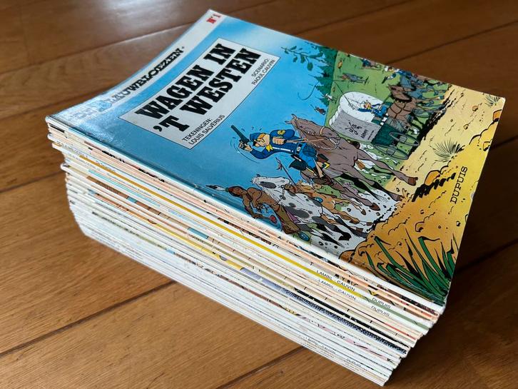 33x Strips De Blauwbloezen, Boeken, Stripboeken, Zo goed als nieuw, Meerdere stripboeken, Ophalen of Verzenden