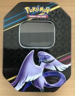 Pokemon - 100 kaarten met gratis lege Galarian Articuno Tin, Ophalen of Verzenden, Zo goed als nieuw, Meerdere kaarten, Foil