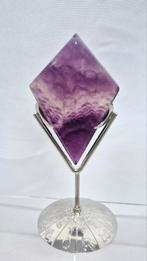 Fluoriet diamant op standaard, Verzenden
