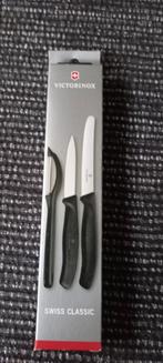 Victorinox setje: Tomatenmes, schilmes & dunschiller, Ophalen of Verzenden, Nieuw, Kunststof, Bestekset