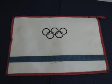 Olympische Spelen map met rits beschikbaar voor biedingen