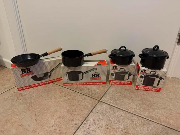 BK junior kleine pannenset pannen set kookpan steelpan pan, Huis en Inrichting, Keuken | Potten en Pannen, Nieuw, Pannenset, Ophalen of Verzenden