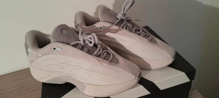 Adidas Nova Iiinfinity, maat 44 2/3, nieuw, Kleding | Heren, Schoenen, Nieuw, Sneakers of Gympen, Wit, Ophalen of Verzenden