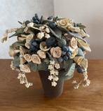 Mooi bloemstuk van klei, Ophalen, Zo goed als nieuw