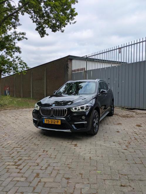 BMW X1 Sdrive20i 192pk Aut 2018 Zwart, Auto's, BMW, Particulier, X1, ABS, Achteruitrijcamera, Airbags, Alarm, Bluetooth, Bochtverlichting