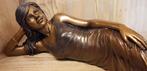 bronzen beeld / liggende VROUW /nieuw, Nieuw, Info@huisentuindecoratiemarie.nl, Mensenbeeld, Huis en tuin decoratie marie