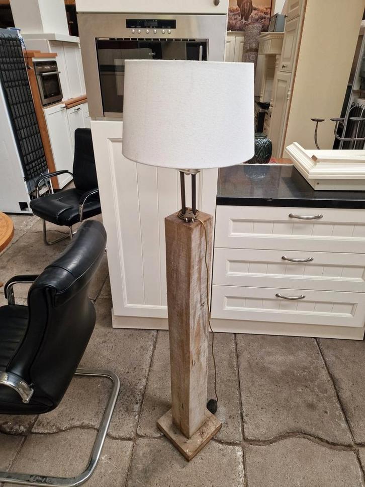 Stoere eiken stalamp meerpaal vloerlamp, Huis en Inrichting, Lampen | Vloerlampen, Zo goed als nieuw, Minder dan 100 cm, Ophalen