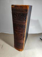 In leer gebonden dik Pharmacie boek uit 1910 met mooie illus, Antiek en Kunst, Antiek | Boeken en Bijbels, Ophalen of Verzenden