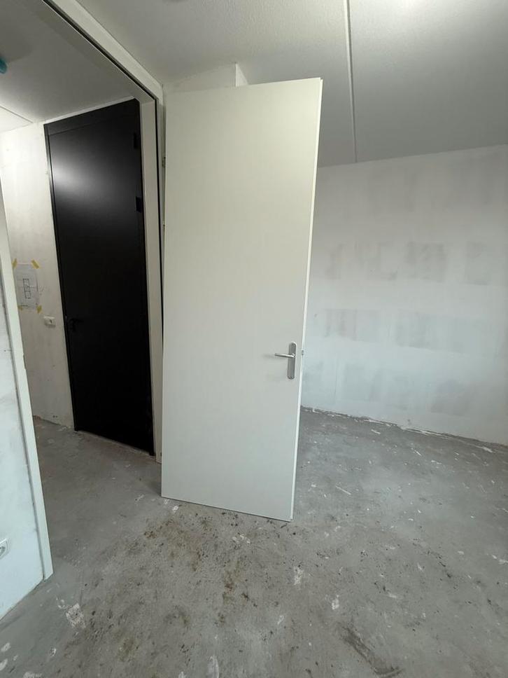 2 x Standaart binnendeuren met kozijn Berkvens €100 euro, Doe-het-zelf en Verbouw, Deuren en Horren, Nieuw, Binnendeur, 215 cm of meer