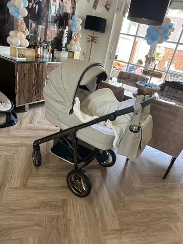 Bebecar Combiwagen met accessoires beschikbaar voor biedingen