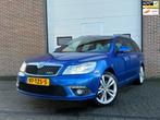 Skoda Octavia Combi 2.0 TFSI RS | Cruise + Clima + Navi, Gebruikt, Zwart, 1984 cc, Blauw