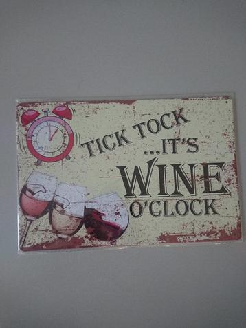 Wandbordje Wine o'clock beschikbaar voor biedingen