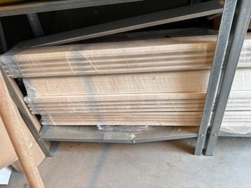 MDF Moderne Plinten - RAL 9016 - Grote Partij beschikbaar voor biedingen