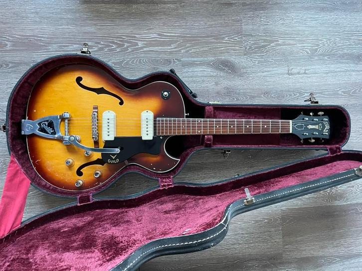 Guild T-100 DP Slim Jim, Muziek en Instrumenten, Snaarinstrumenten | Gitaren | Elektrisch, Gebruikt, Hollow body, Overige merken