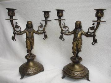 set antieke bronzen kaarsen dragers, zeer mooi. beschikbaar voor biedingen