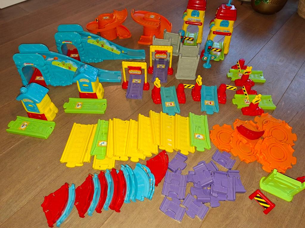 VTech Toet Toet Auto's Treinbaan, Kinderen en Baby's, Speelgoed | Vtech, Ophalen, Gebruikt, 2 tot 4 jaar
