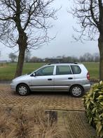 Mitsubishi Space Star 1.6 Family 2001 Grijs, Auto's, Voorwielaandrijving, 4 cilinders, 49 €/maand, 1200 kg