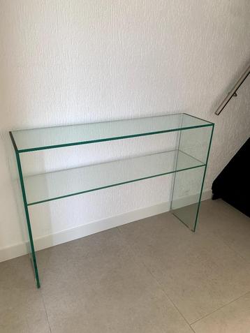Sidetable glas beschikbaar voor biedingen