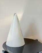 Murano-Style Glass Cone Sculpture – Opaline White, Ophalen of Verzenden