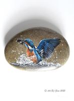 Gotcha! IJsvogel heeft beet, geschilderd op een XL steen, Ophalen of Verzenden