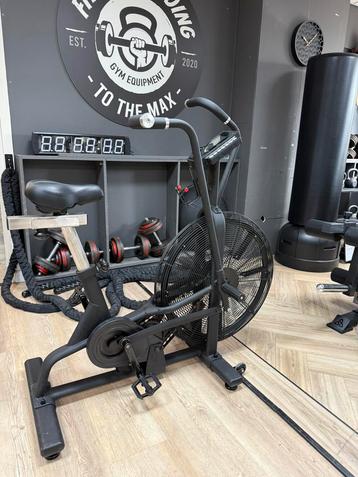 Nieuwe fitness airbike Assault model met luxe display beschikbaar voor biedingen