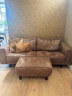 Mooie bruine suede look bank, zondag 17-8 ophalen is €100,-, Huis en Inrichting, Ophalen, Driepersoons, 75 tot 100 cm, Zo goed als nieuw