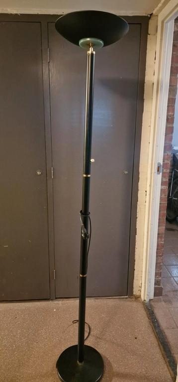 Elegante Staande Lamp - Zwart Metaal & Glas beschikbaar voor biedingen