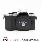Olympus OM-D E-M10 Body + grip Micro Four Thirds, Gebruikt, Olympus, Ophalen of Verzenden, Olympus
