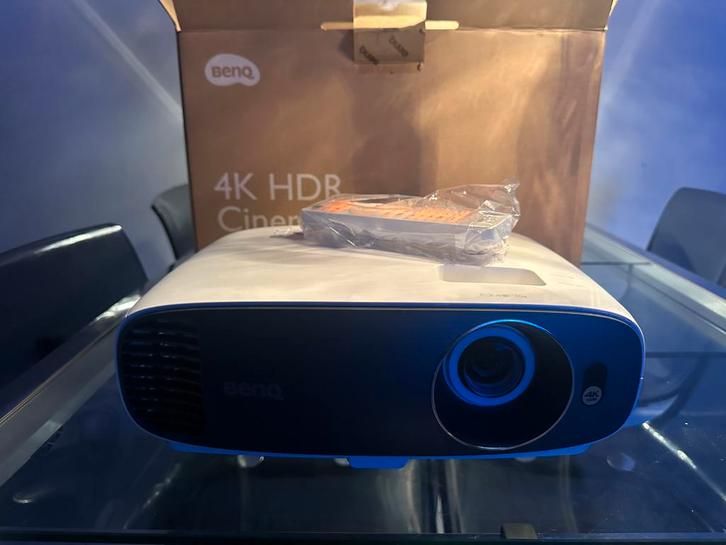 BenQ W1720 4K HDR UHD/3840*2160!/Nieuw!/ISF, Audio, Tv en Foto, Beamers, Zo goed als nieuw, Overige technologieën, Ultra HD (4K)
