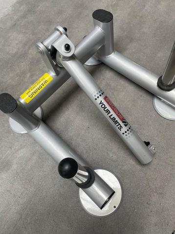 Escape Freestanding Torso Trainer beschikbaar voor biedingen