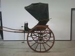 Antieke tweewieler met leren kap. Wielmaat 135 cm, Gebruikt, Marathonwagen, Paard