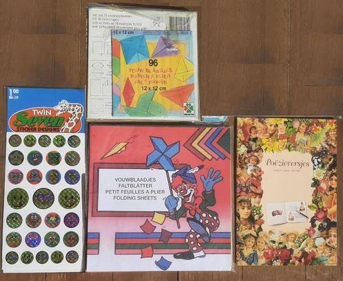 Knutselspullen Stickers, 2x Vouwblaadjes, Poezieversjes, Hobby en Vrije tijd, Knutselen, Zo goed als nieuw, Materiaal, Ophalen