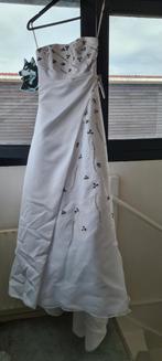 Witte trouwjurk met zwarte accenten, Ophalen of Verzenden, Nieuw, Wit, Trouwjurk
