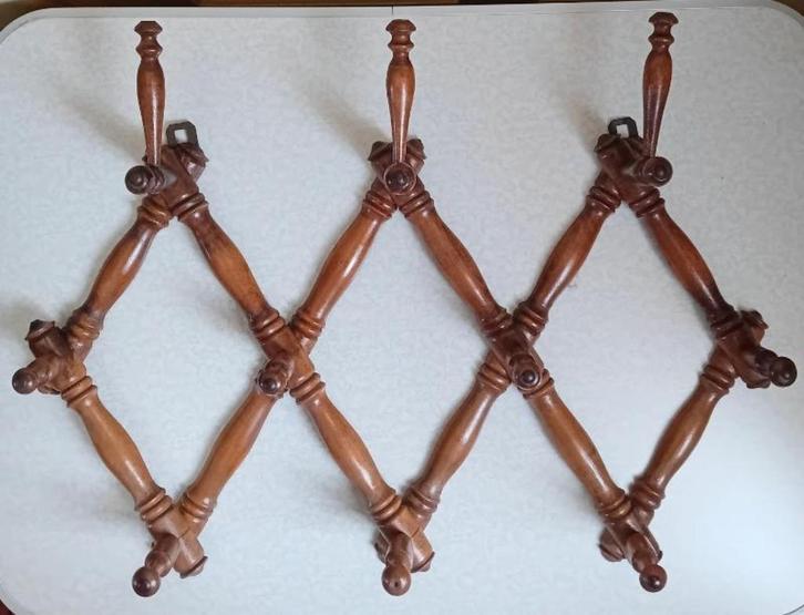 Antiek notenhouten willem III schaar kapstok, Huis en Inrichting, Woonaccessoires | Kapstokken, Gebruikt, Wandkapstok, Minder dan 100 cm