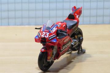 Enea Bastianini Ducati Lenovo Desmosedici 2024 1:18 maisto beschikbaar voor biedingen