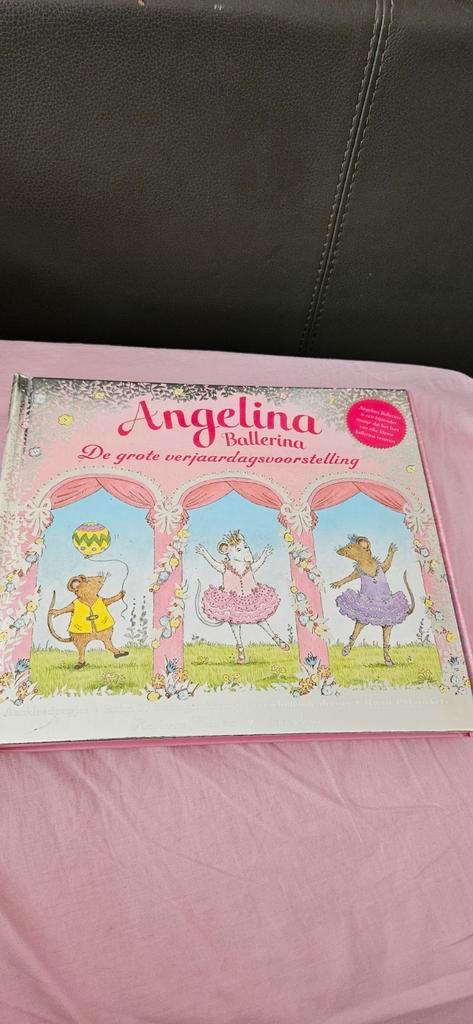 Angelina Ballerina. De grote verjaardagsvoorstelling, Boeken, Prentenboeken en Plaatjesalbums, Zo goed als nieuw, Ophalen