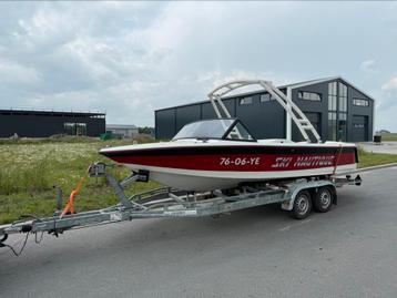 Skinautique v8 speedboot  beschikbaar voor biedingen