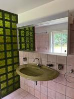 Retro Groene Wastafel met spiegelkast, Huis en Inrichting, Badkamer | Badkamermeubels, Ophalen, Gebruikt, 100 tot 150 cm, Wasbak of Wastafel