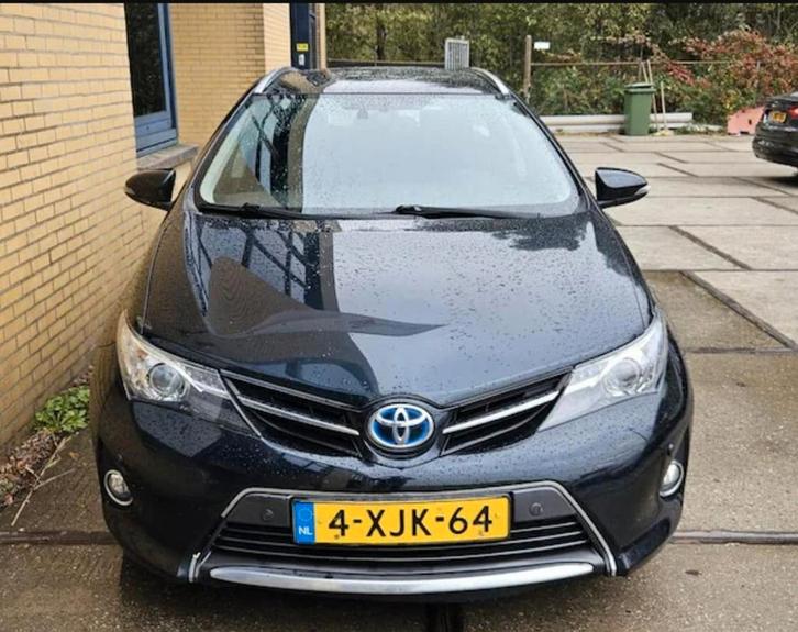 Toyota Auris 1.8 Hybrid Touring Sports CVT 2014 Grijs, Auto's, Toyota, Bedrijf, Auris, Hybride Elektrisch/Benzine, Volledig hybride