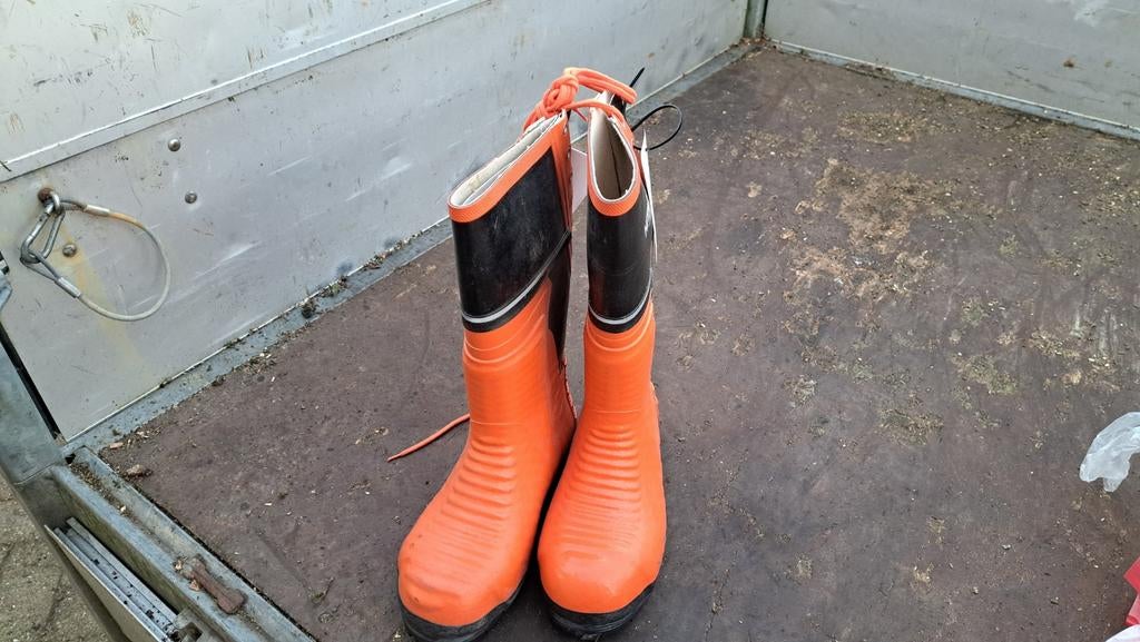 Veiligheids/zaaglaars klasse 2 maat 38 en 41 nieuw, Dames, ????, Nieuw, Ophalen of Verzenden