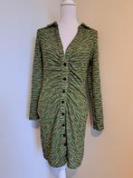 Groen jurk Stradivarius, Maat 38/40 (M), Nieuw, Ophalen of Verzenden, Knielengte