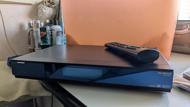 Humax iHDR-5050C TV Recorder 500GB HDD twin tuner, Audio, Tv en Foto, Decoders en Harddiskrecorders, Gebruikt, Decoder, Met dvd-recorder